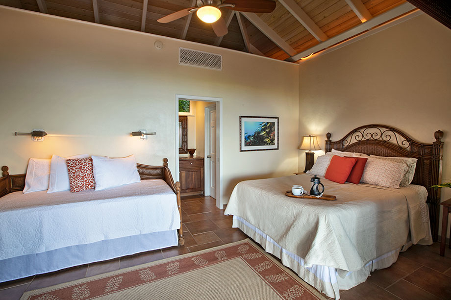 Second Queen Suite with Day Bed