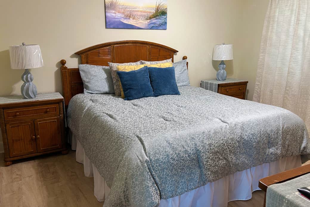 Comfortable Queen Master Suite Phoenix on the Bay Unit 1431 Comfortable Queen Master Suite Phoenix on the Bay Unit 1431
