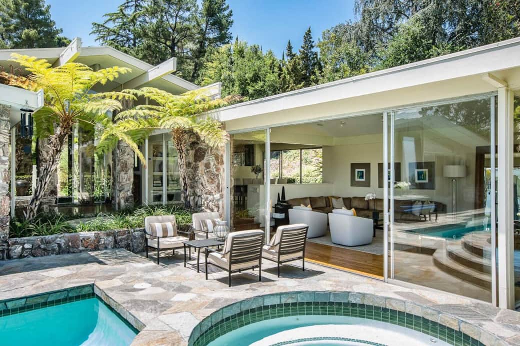 Perfect Indoor Outdoor Living