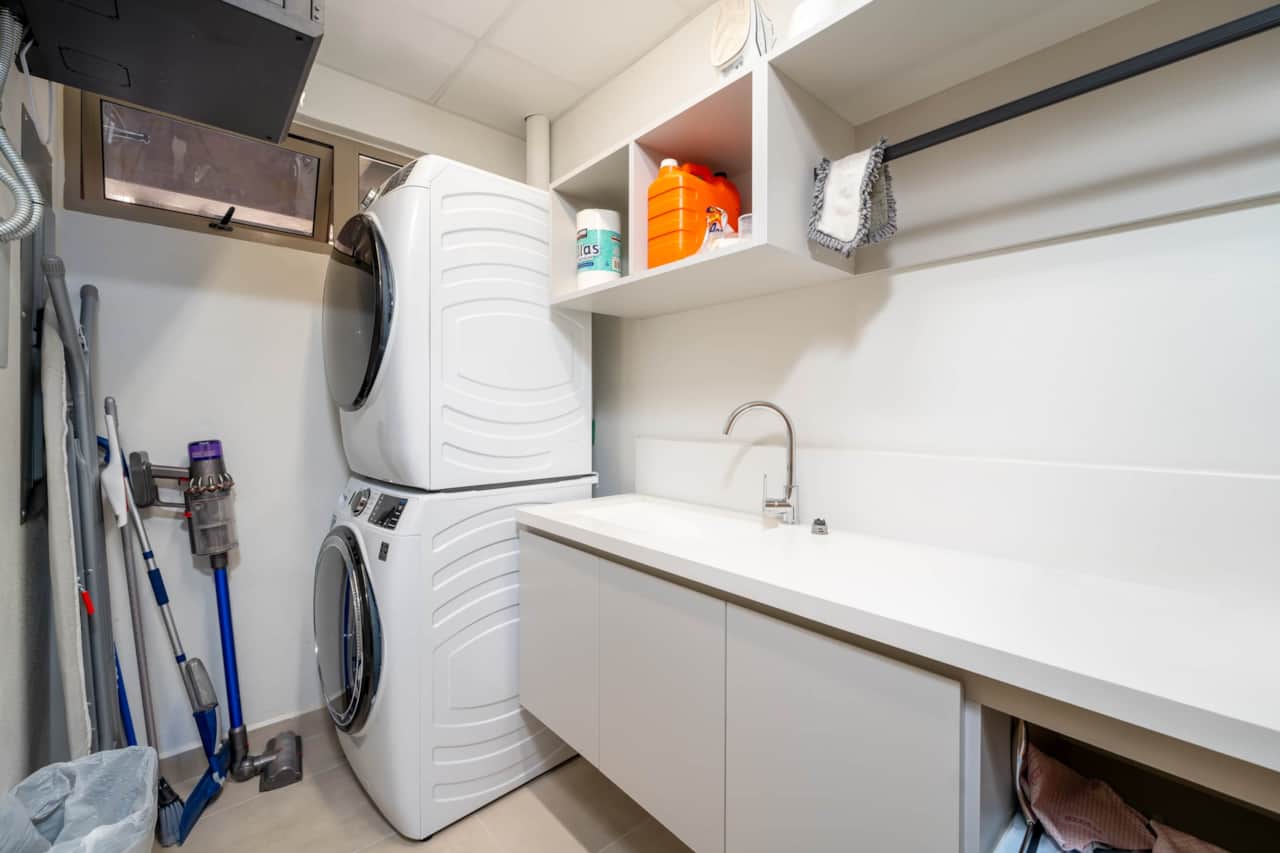 1301 Laundry.jpg