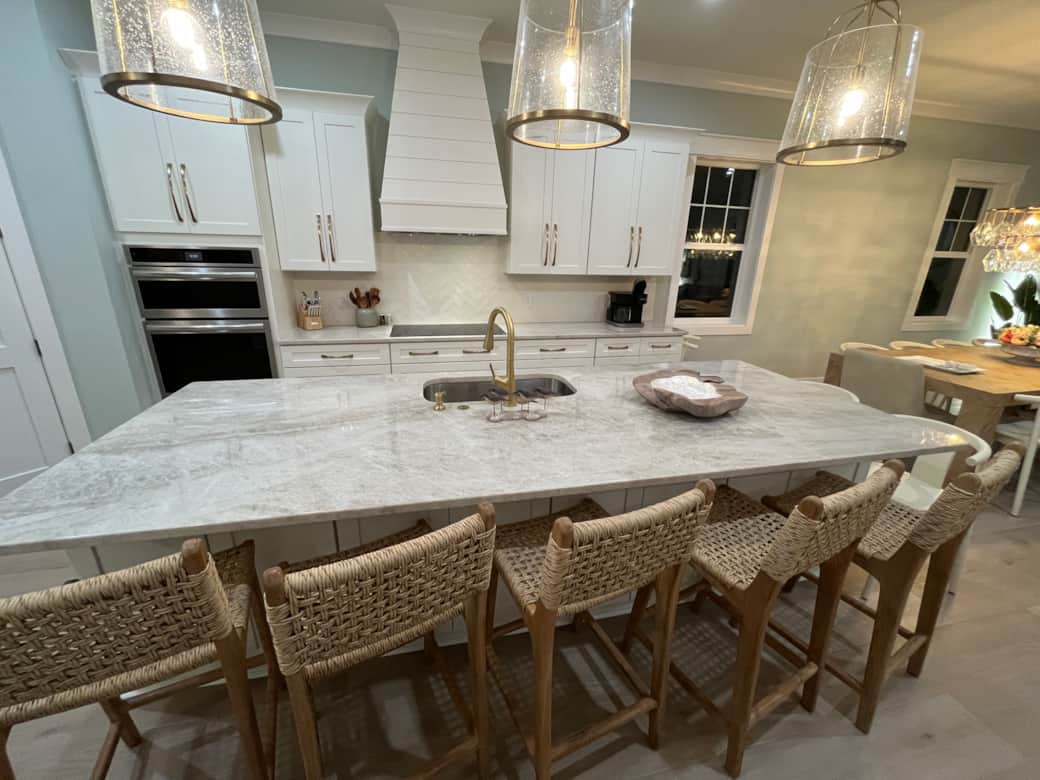 Luxury Gourmet Fully Stocked Kitchen made for Entertaining Luxury Gourmet Fully Stocked Kitchen made for Entertaining
