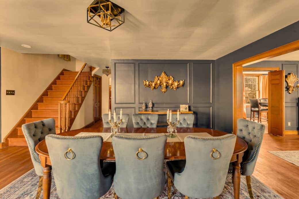 Dining room - perfect for celebrations, holidays, or romantic dinners