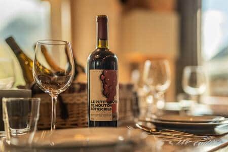 Le Petit Mouton dinner nights