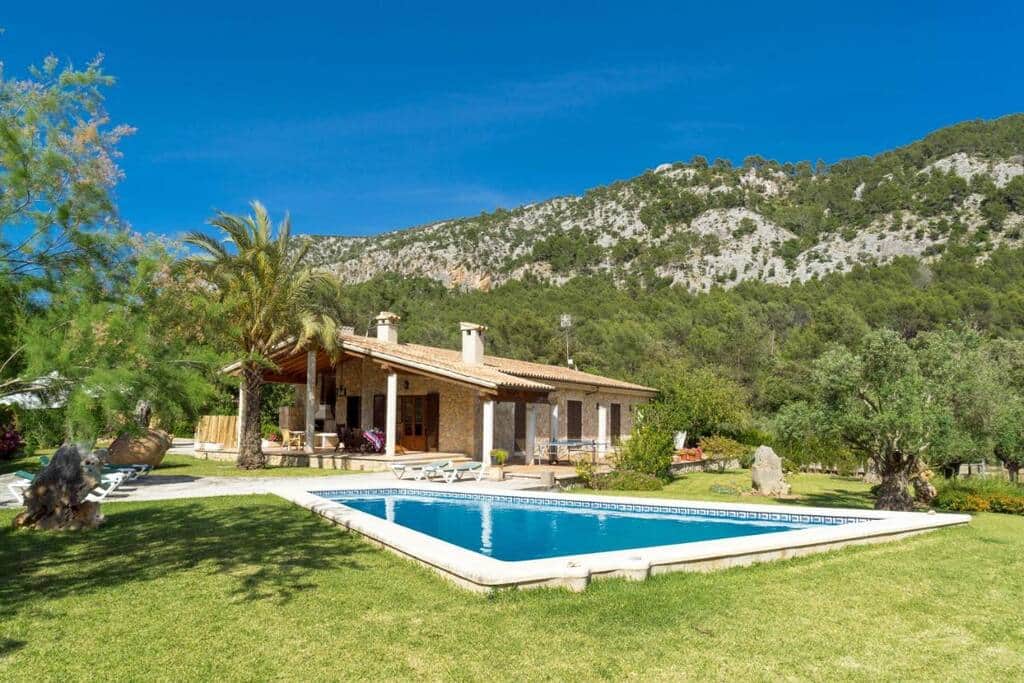 Villa Cadell Petit, Crestax