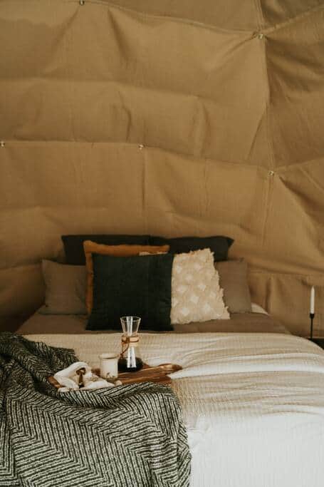 Queen bed with extra warm linen, blankets, pillows & hot water bottles.