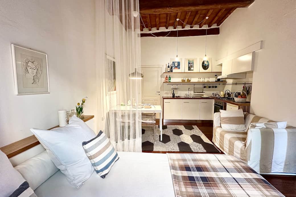 cosy living and fully equipped 