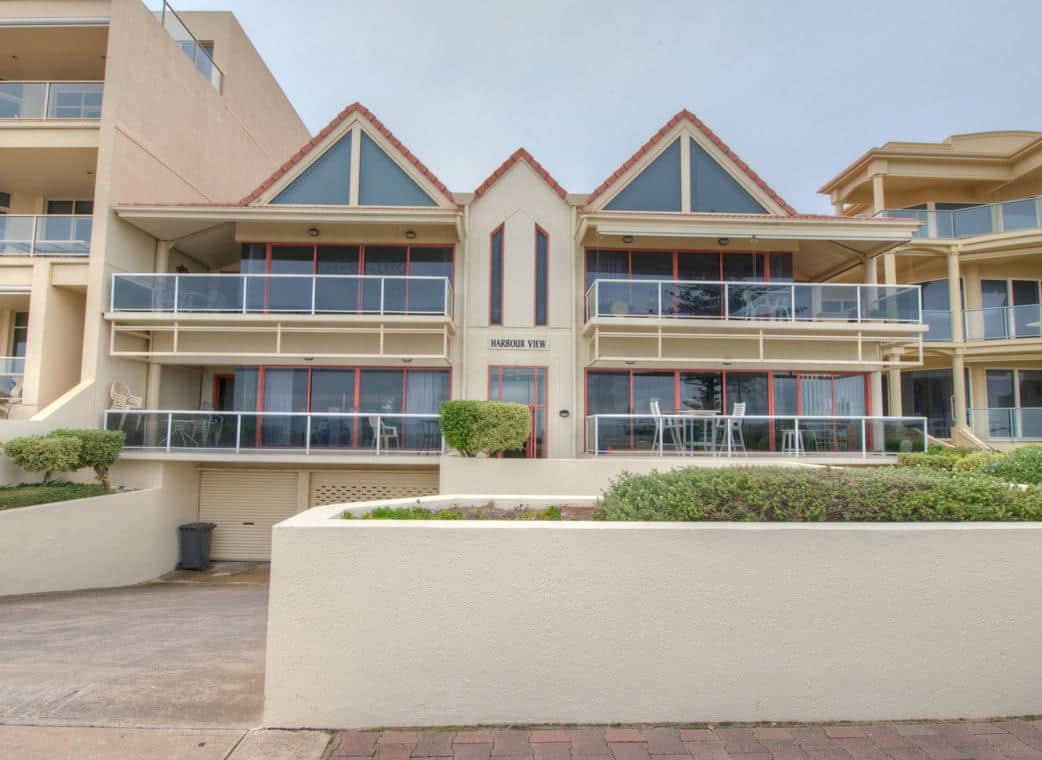 Facade - our apartment is top left balcony