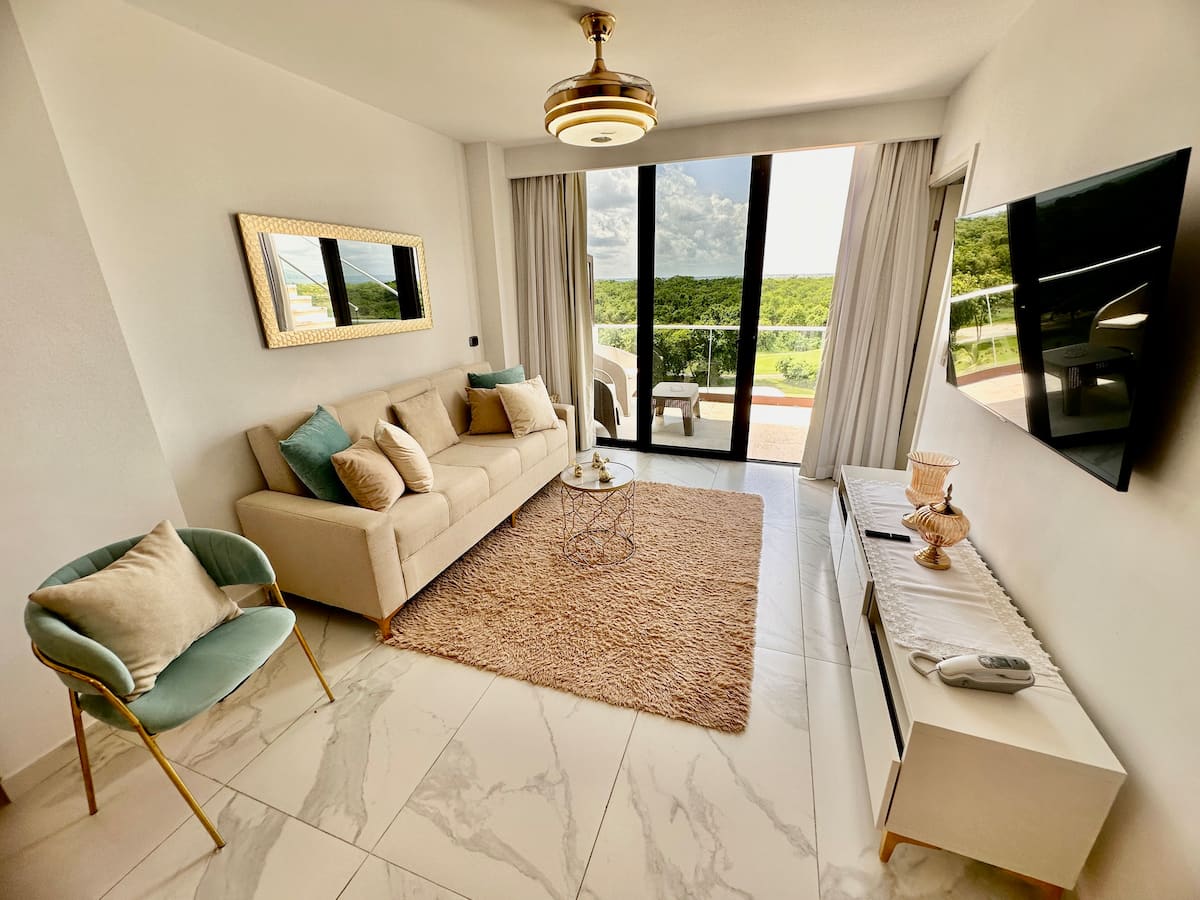 Penthouse Cana Rock Star - Pool / Golf course view