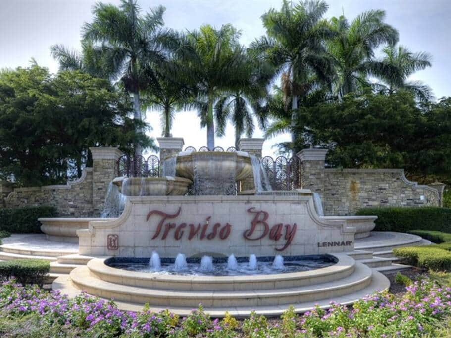 Treviso Bay Luxury Resort Condo 2/2 Apartment in Collier County