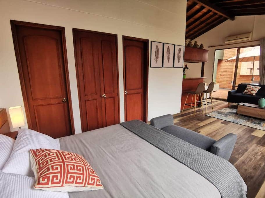 Apartamento cerca a la vía Provenza