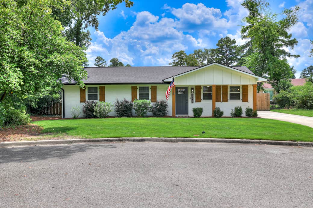 Luxury Ranch Home in Culdesac Luxury Ranch Home in Culdesac