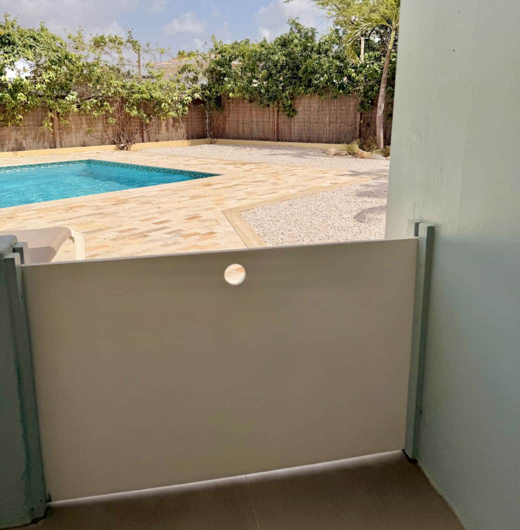 Mogelijkheid om porch/zwembad af te sluiten voor kinderen