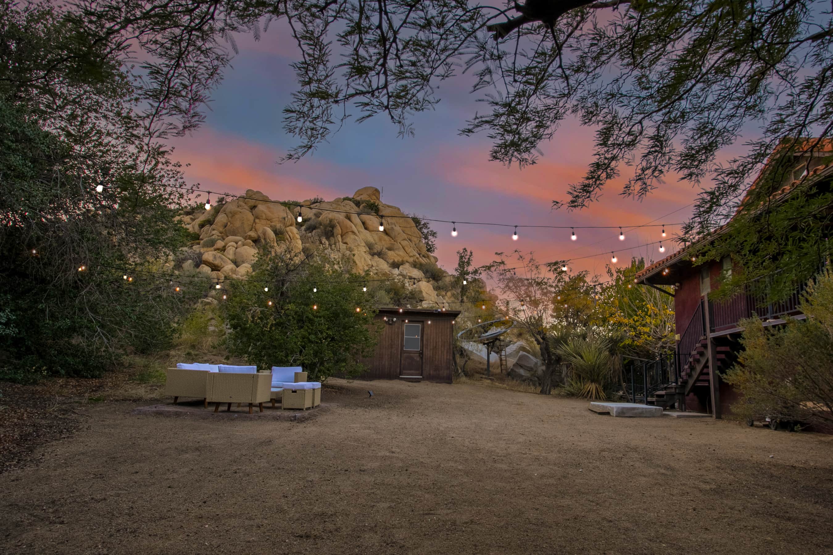 Home [bouldergroveranch.com]