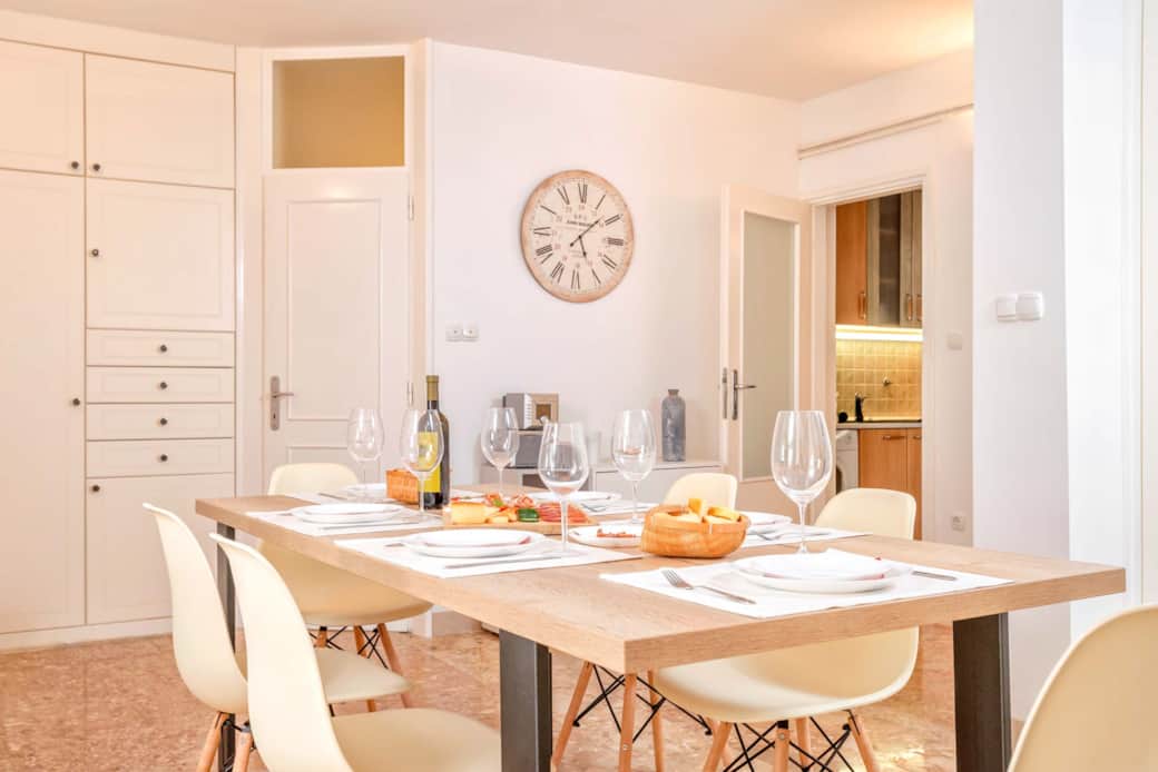 Dining area - Pine Beach Villa