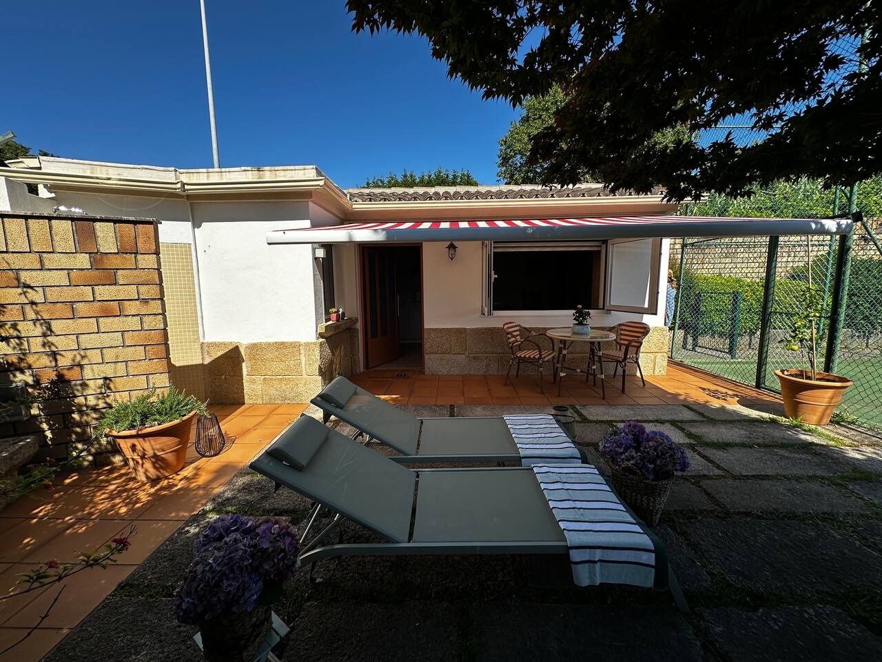 Casita en la playa, parking+pista de tenis by YBH