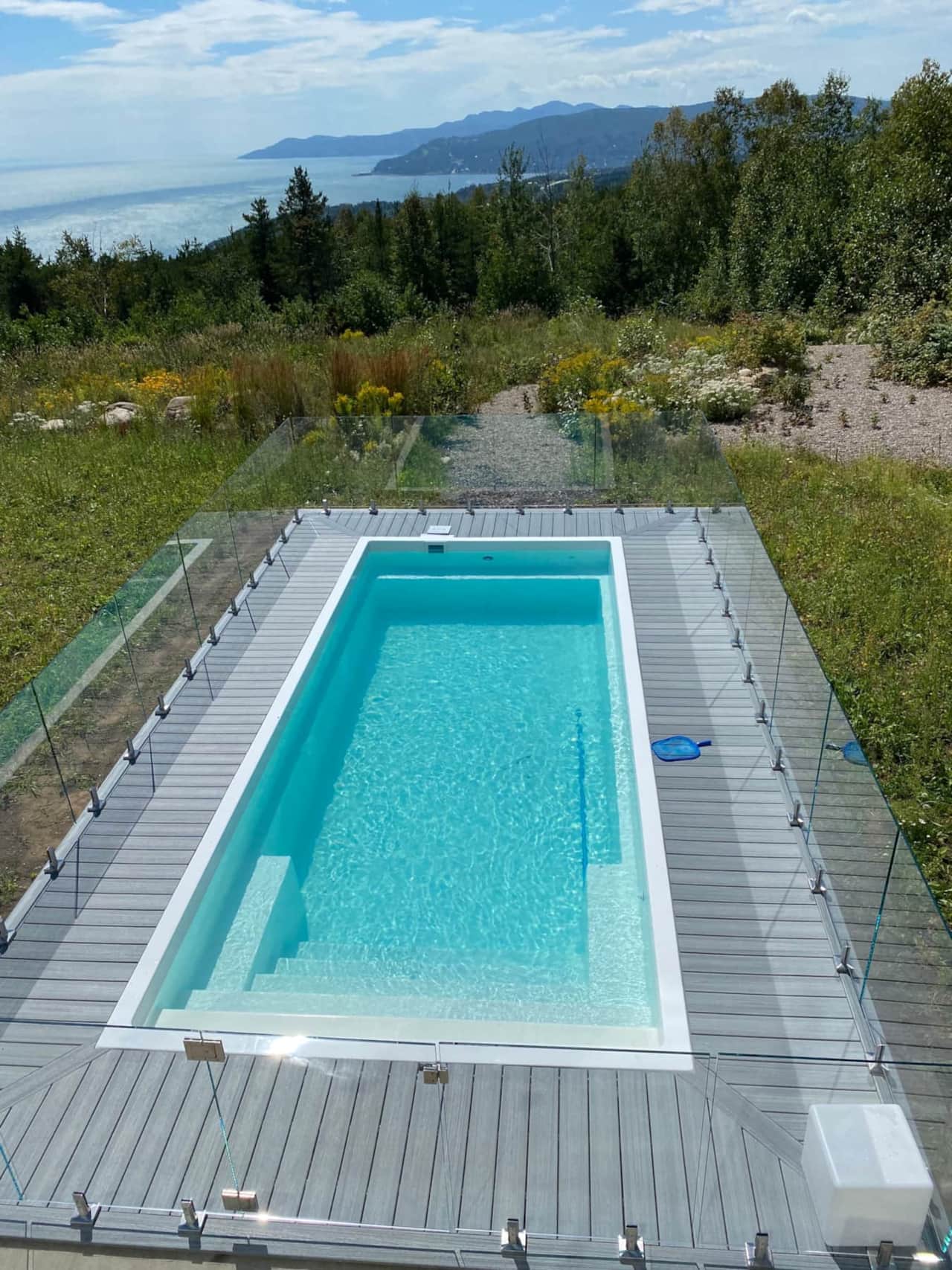 Piscine chauffée (fin mai à la fin septembre)
