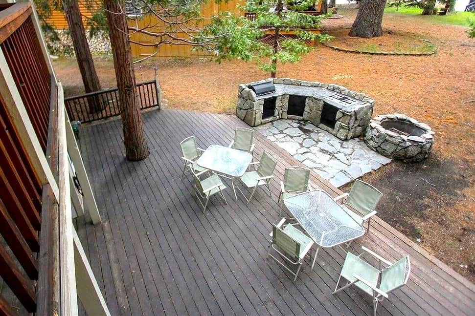 Premium deck and outdoor cooking area