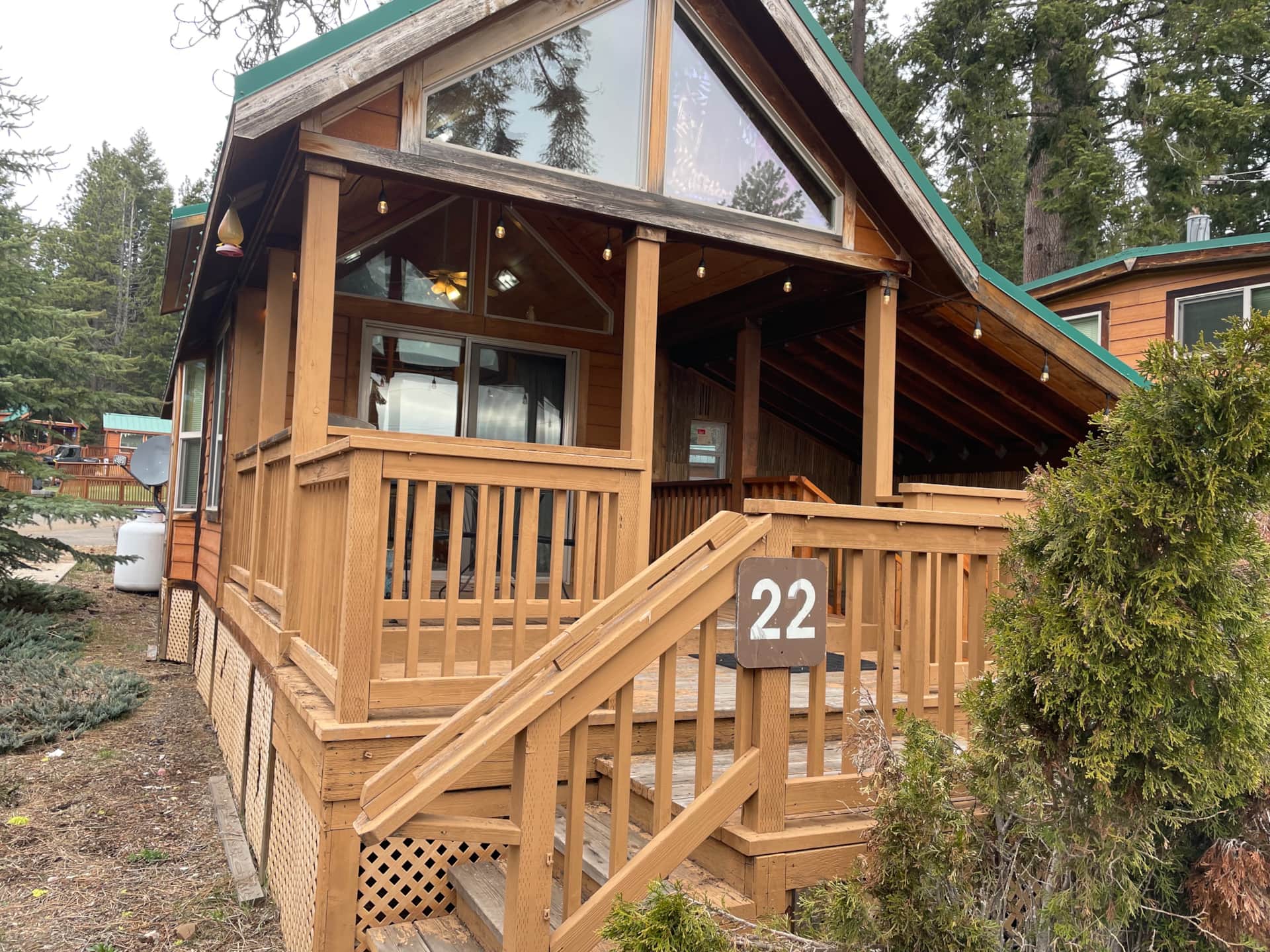 Cabin #22 at Hyatt Lake Resort - Vacation Home in Jackson County