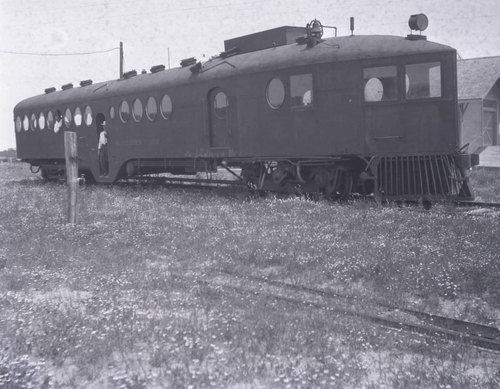 TRAIN TO RIVIERA BEACH
