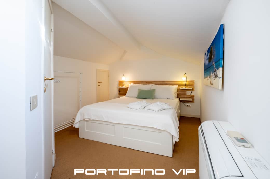 Apt Over the sea_P Apt Over the sea_P