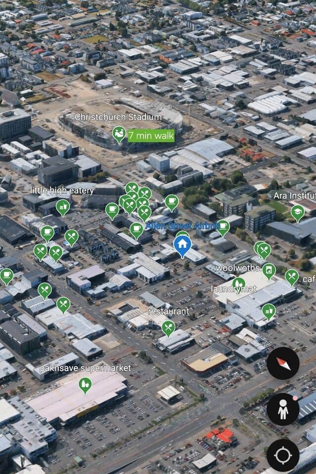 Surrounding neighbourhood 
Christchurch stadium 
Ara Institute 
Supermarkets 
Cafes & restaurants 