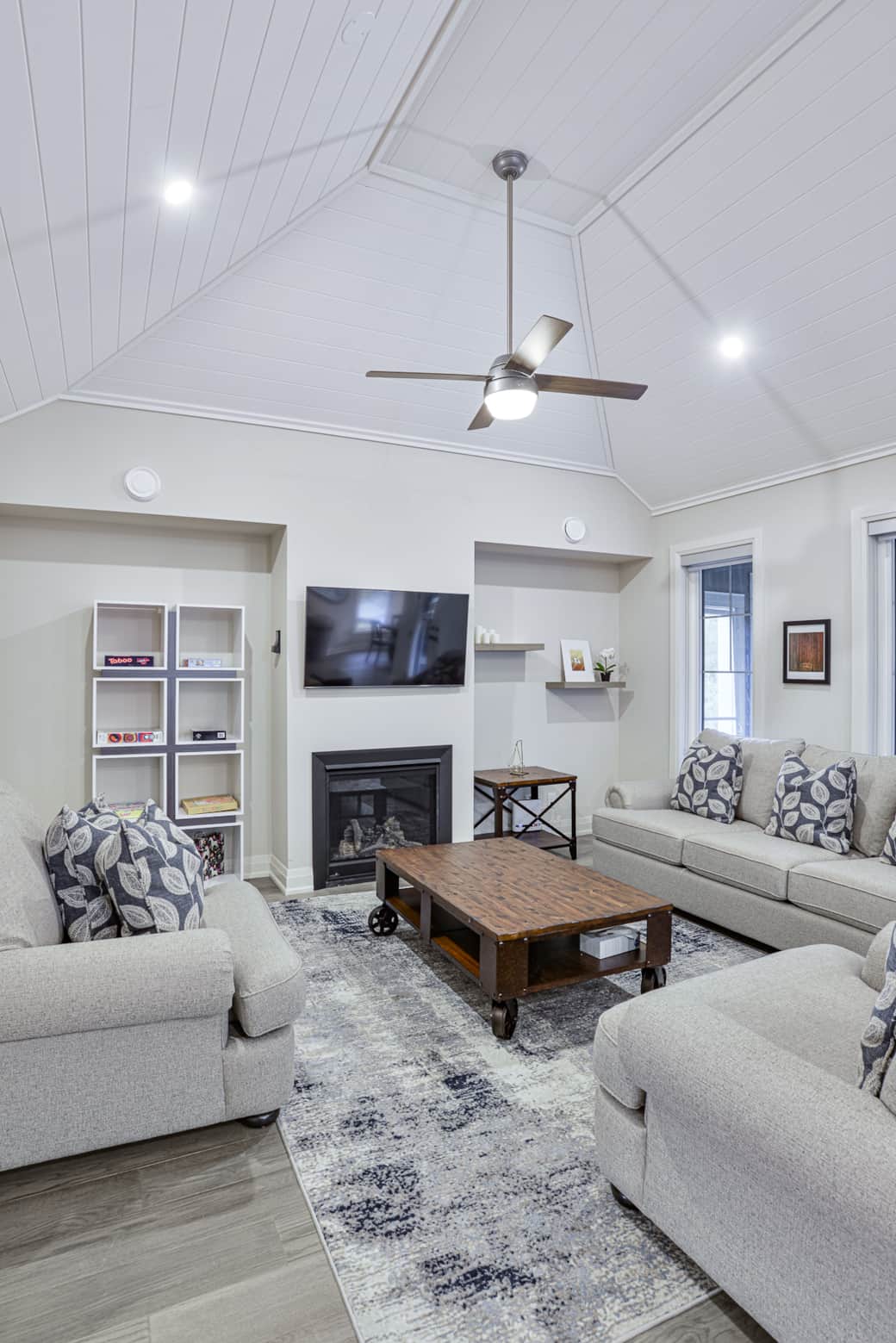 Cedar Family Room (B)