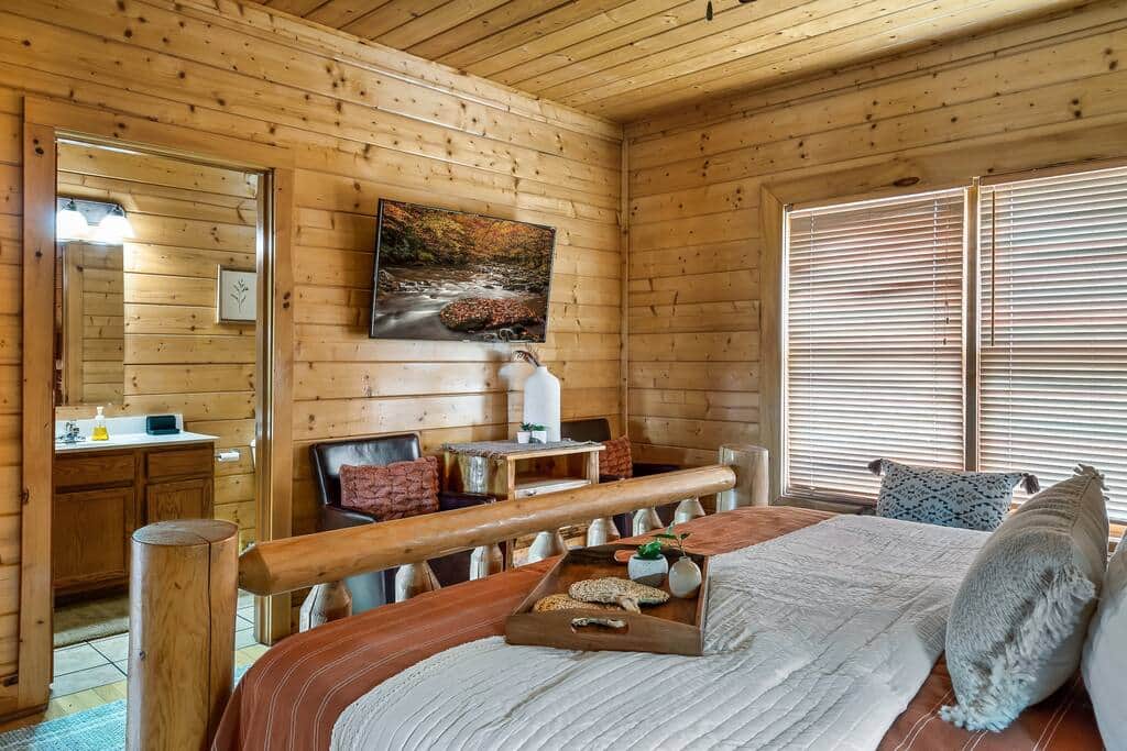 Master Bedroom and Bathroom