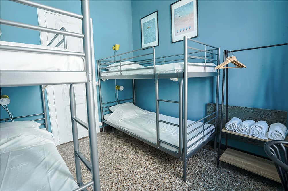 Bedroom 2 with 4 beds