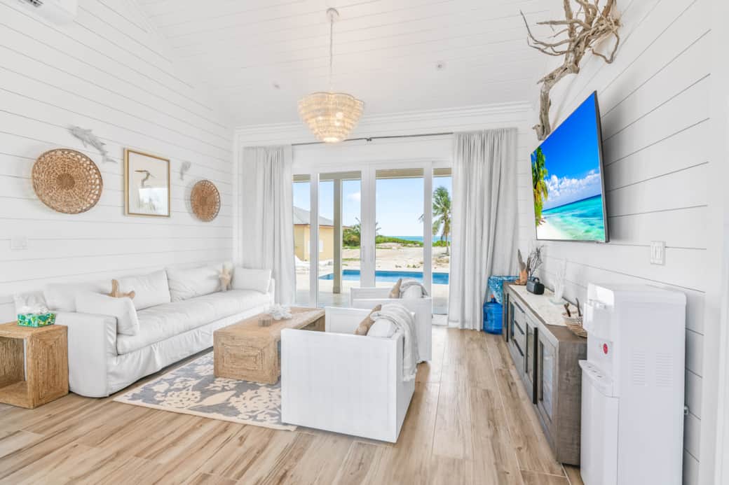 La Dolce Vita Cottage - Exuma Vacation Rental