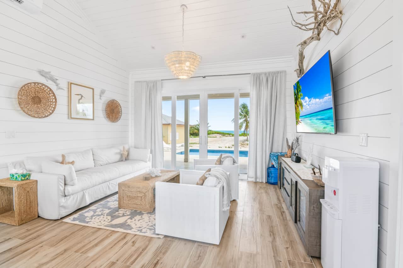 La Dolce Vita Cottage - Exuma Vacation Rental