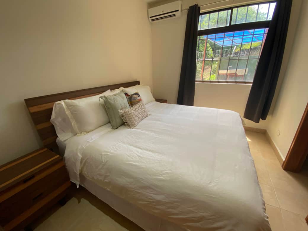 Primary bedroom with ensuite, king bed