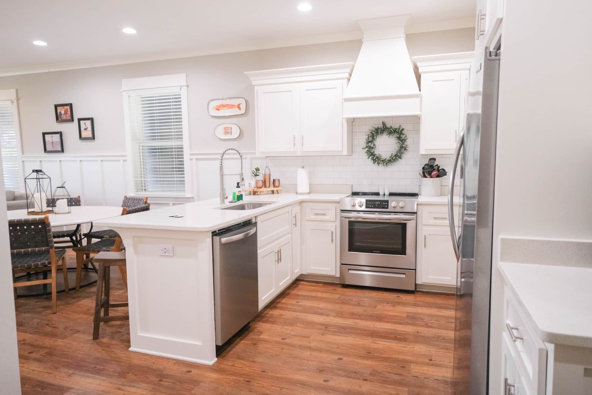 Fully stocked kitchen for perfect meal prep.jpg