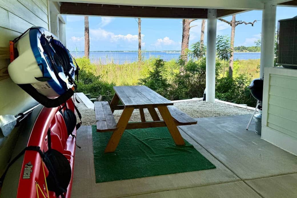 Kayak and Picnic table, Blue Heron, Innerarity Point Townhomes Kayak and Picnic table, Blue Heron, Innerarity Point Townhomes