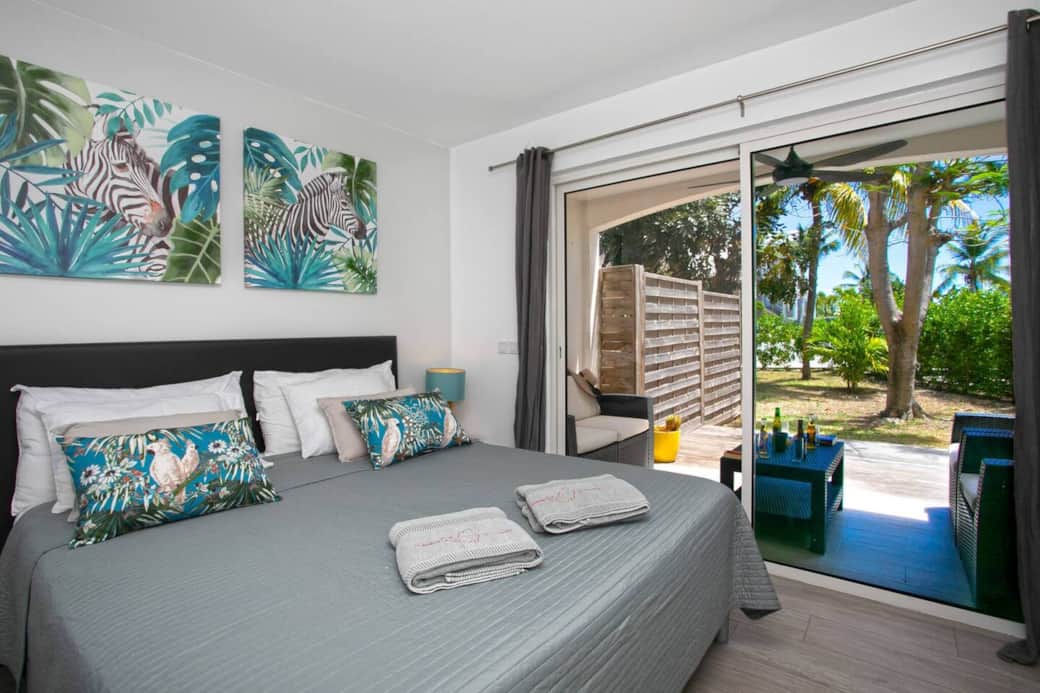 Second bedroom with terrace access La Playa