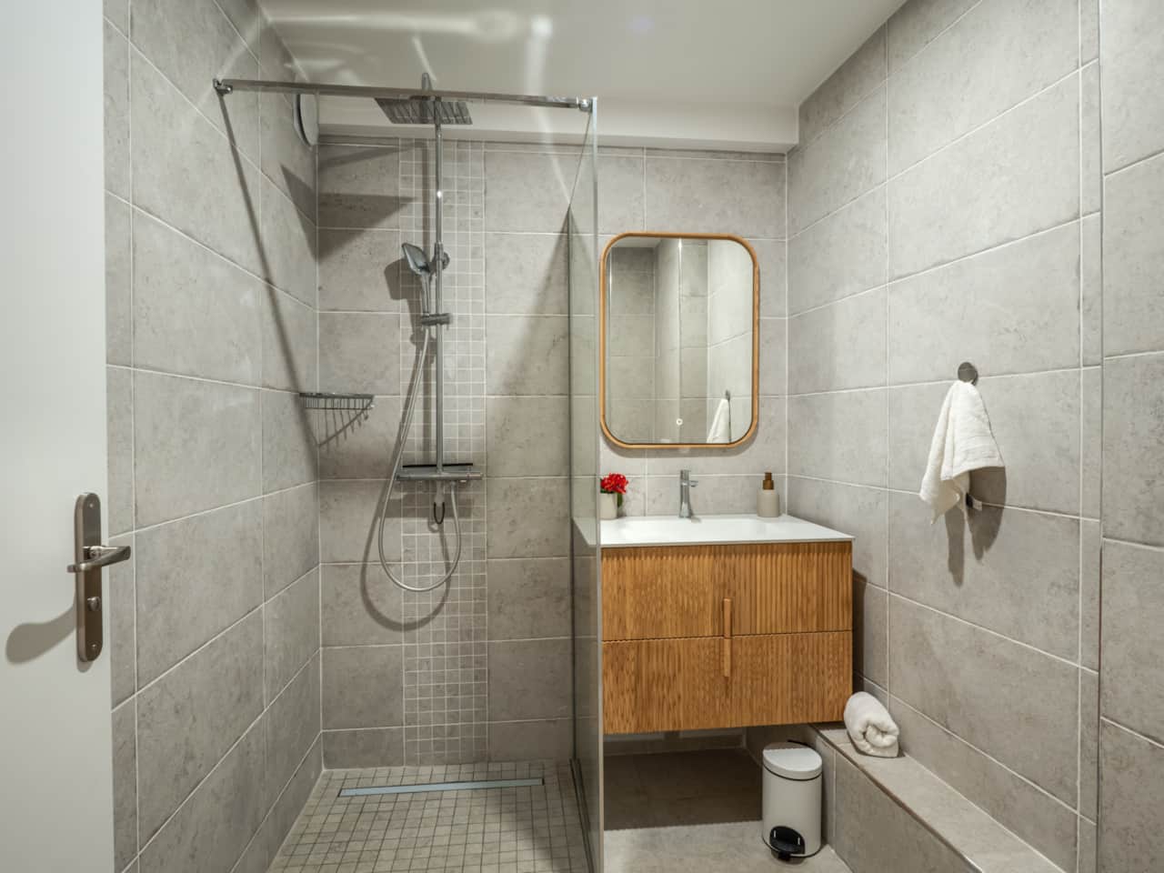 Salle de bains_Appartement Endémik_Escale Bleue_Résidence de tourisme Saint Leu 974