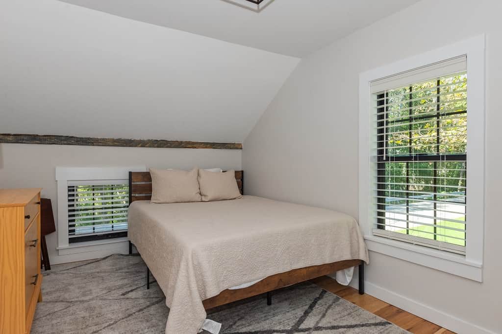 Third bedroom in Connecticut waterfront rental near Norwich and Foxwoods Casino Third bedroom in Connecticut waterfront rental near Norwich and Foxwoods Casino