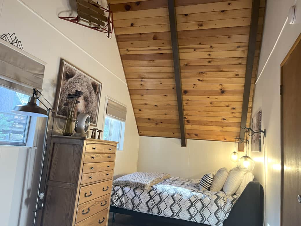 Queen bed