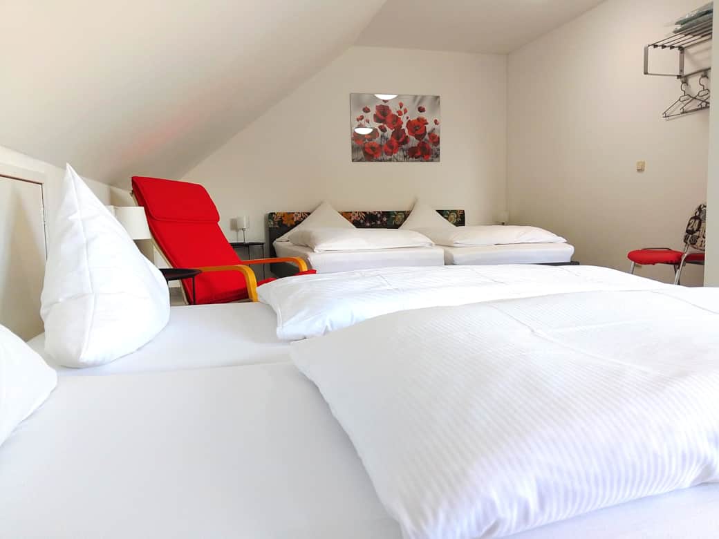 4 Zimmer1