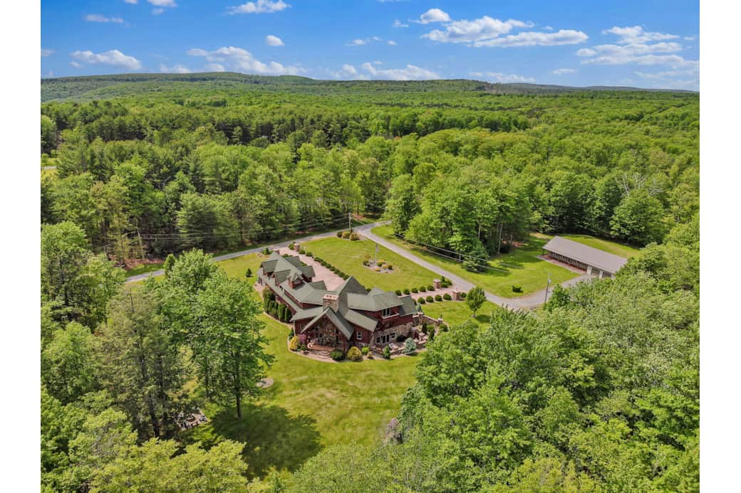 Tiadaghton Manor nearby ATV trails and the Tiadaghton State Forest 