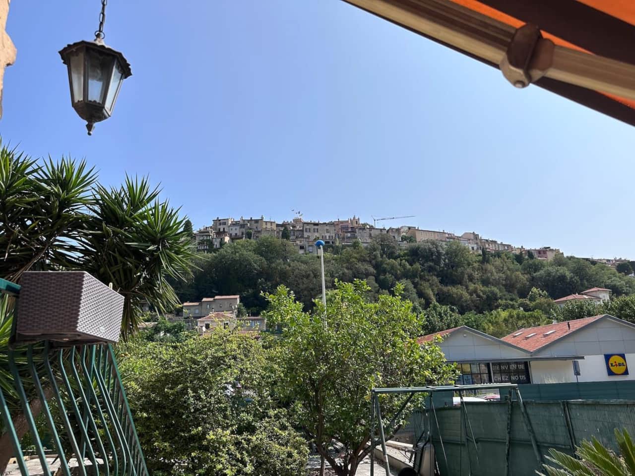 Vista aperta sulle colline