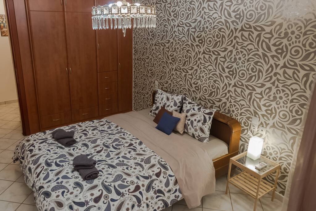Luxury City Center Apartment