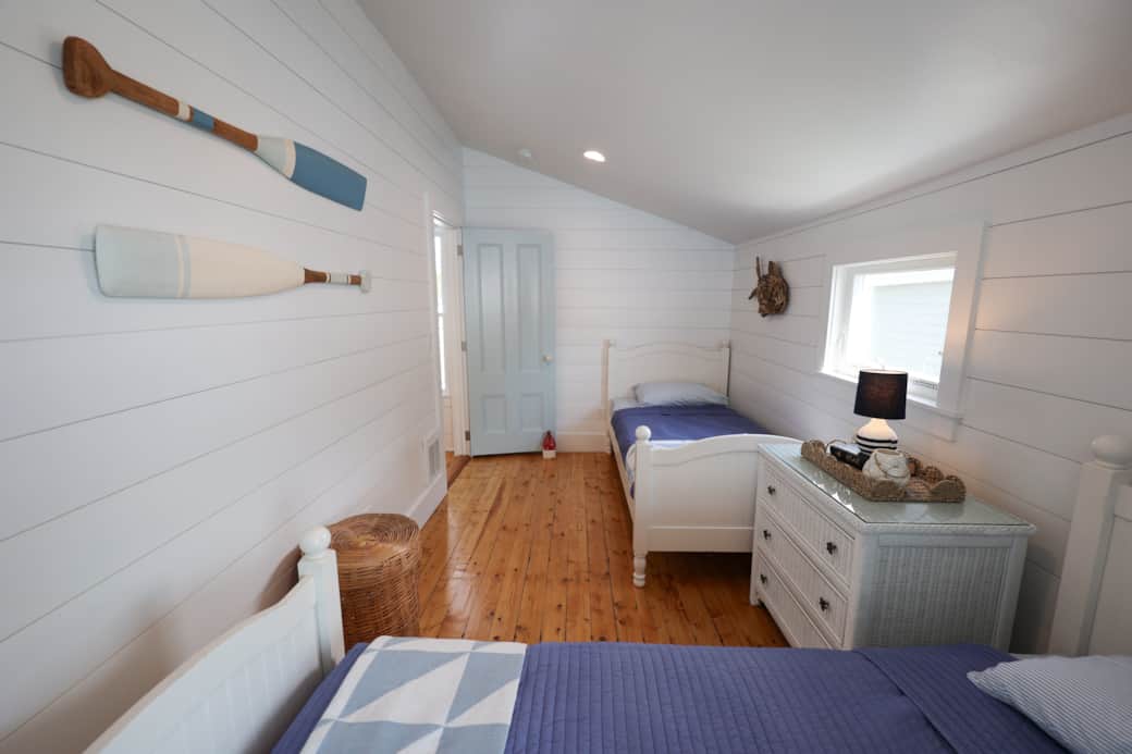 2 Twin bedroom