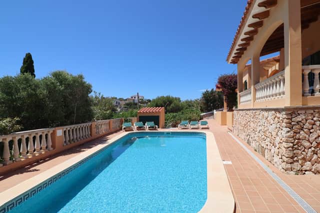 Villa Diana - Stunning Villa Overlooking Pool and Terrace