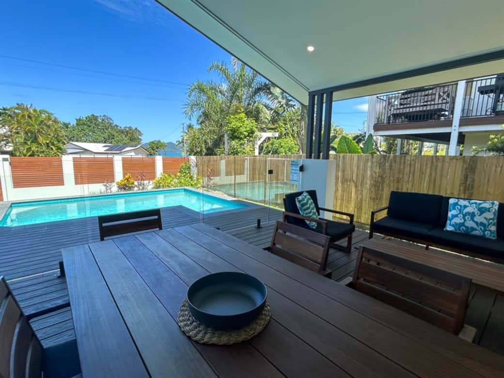 Beach Break - Alfresco area to pool Beach Break - Alfresco area to pool