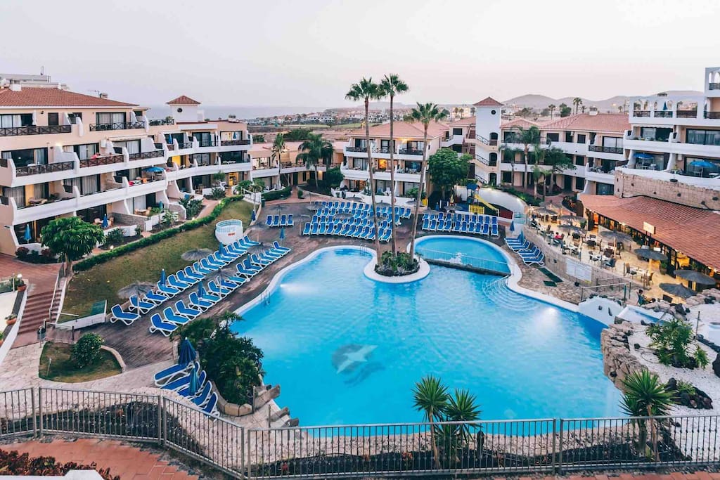 Where to stay in Tenerife south — Pambnb Golf del Sur apartment with ocean view and heated pools