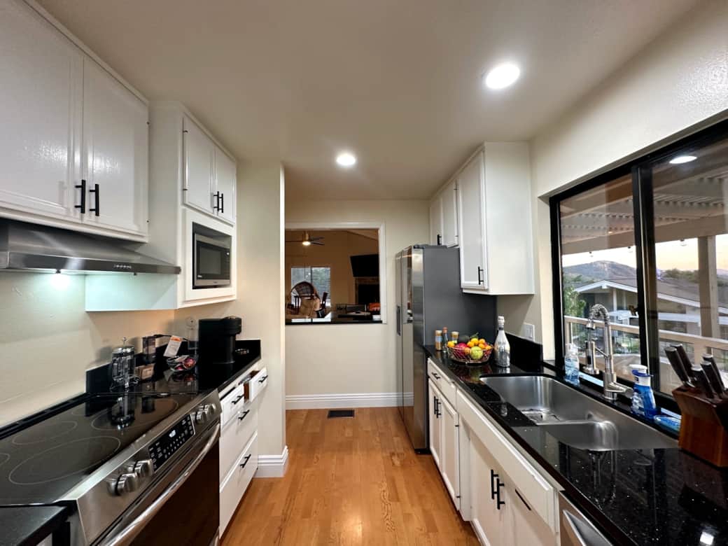 Fallbrook Cottage Kitchen 1