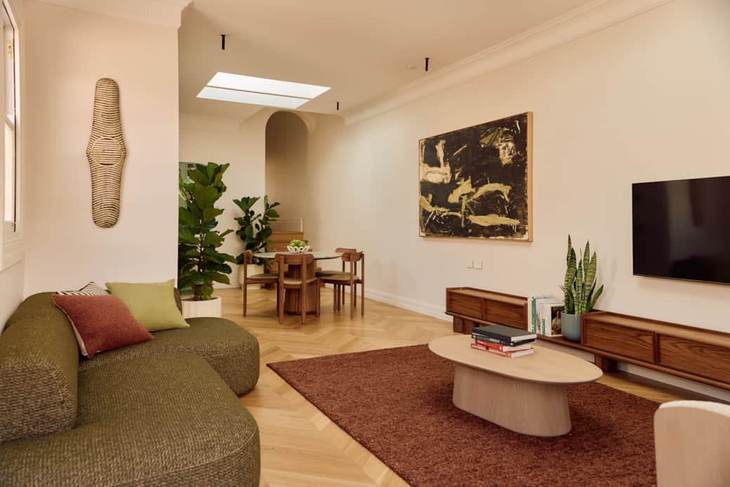 MG Suite - Living, Dining & Kitchen Space
