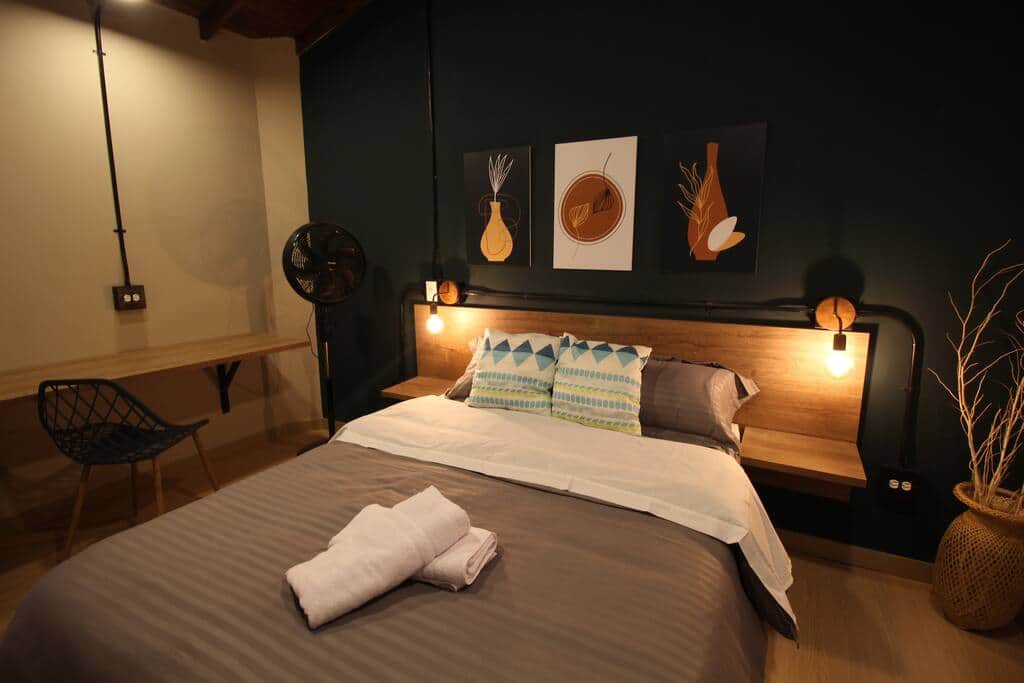 Apartamento con puesto de trabajo sector Universidad de Medellín