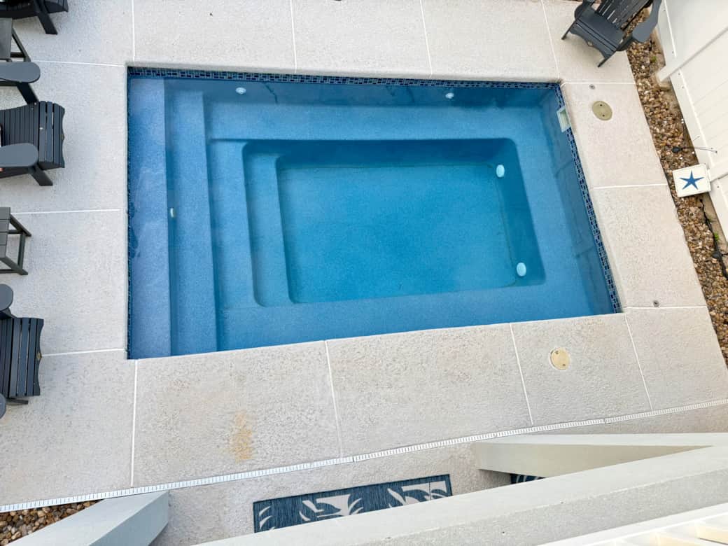 Private Pool! Private Pool!