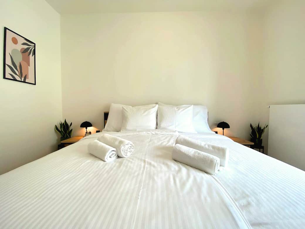 Bed Room II
